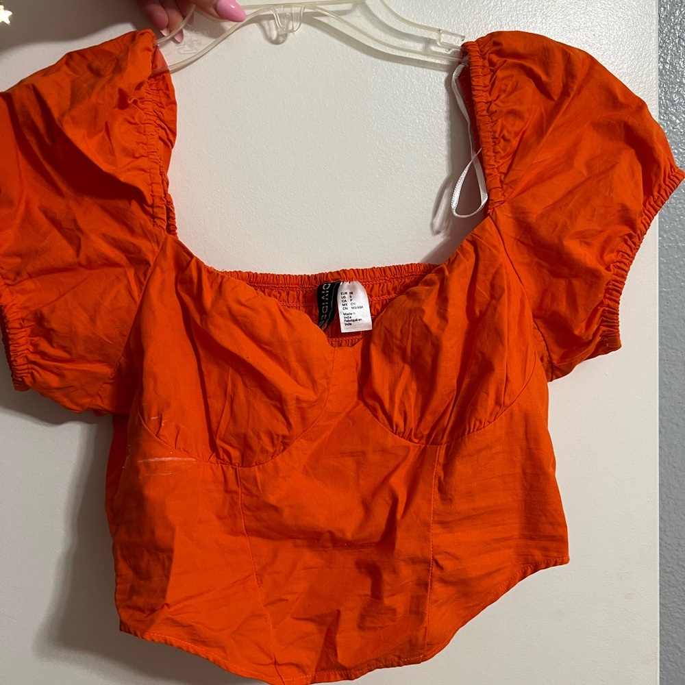 Puffy sleeve top
